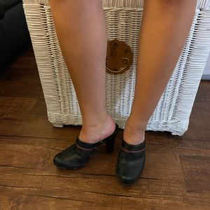 Tommy Hilfiger clogs